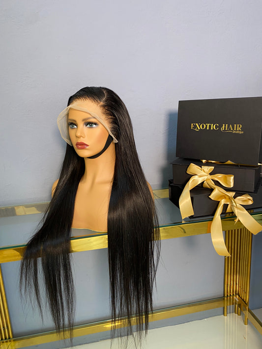 Frontal wigs - Straight hair