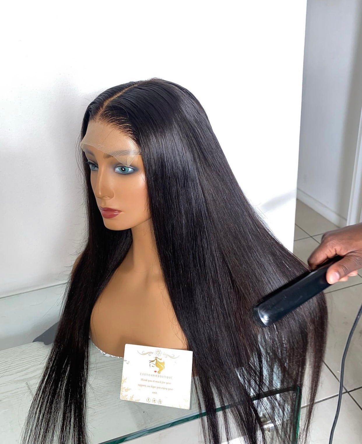 5by5 Glueless wigs - straight hair